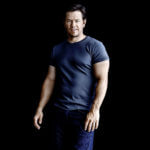 Марк Уолберг торс