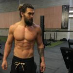 Джейсон Момоа (Аквамен) торс