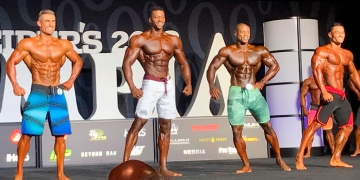 Победитель Мистер Олимпия 2018 в категории "Men's Physique"