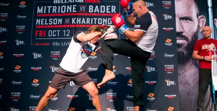 Фёдор Емельяненко vs Райан Бейдер (полный бой)