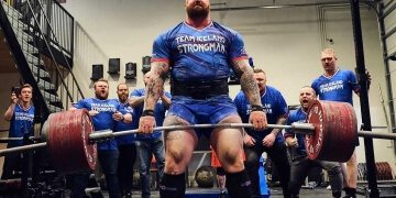 Рекордная становая тяга в 501 кг от Хафтора Бьёрнссона (Тора)